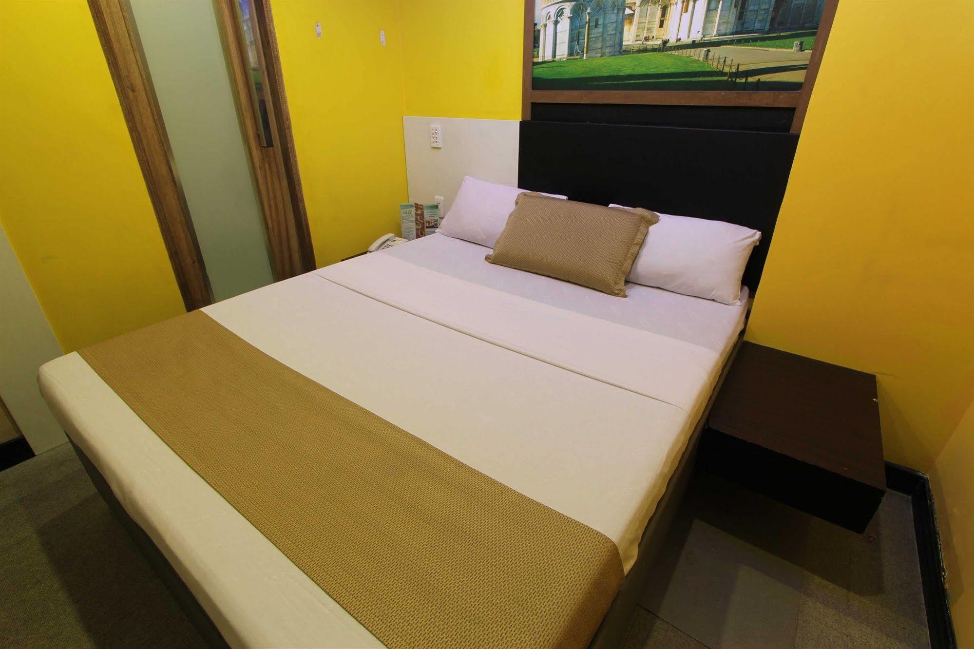 Hotel Dreamworld Araneta Cubao Exteriér fotografie